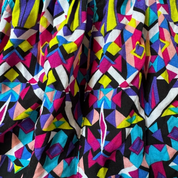 TOXIk Multicolor Strapless Short jumper with front and rear pockets . Size 2X - Picture 8 of 12